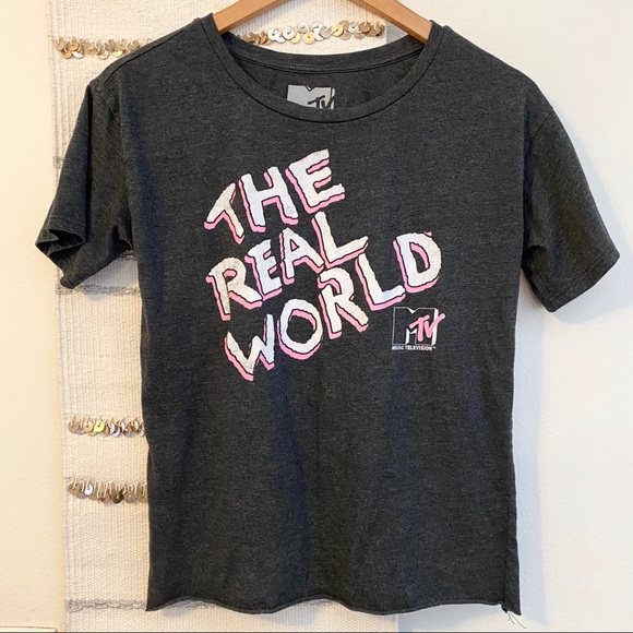 MTV Tops - THE REAL WORLD MTV Crop Top Graphic Tee M Pink
